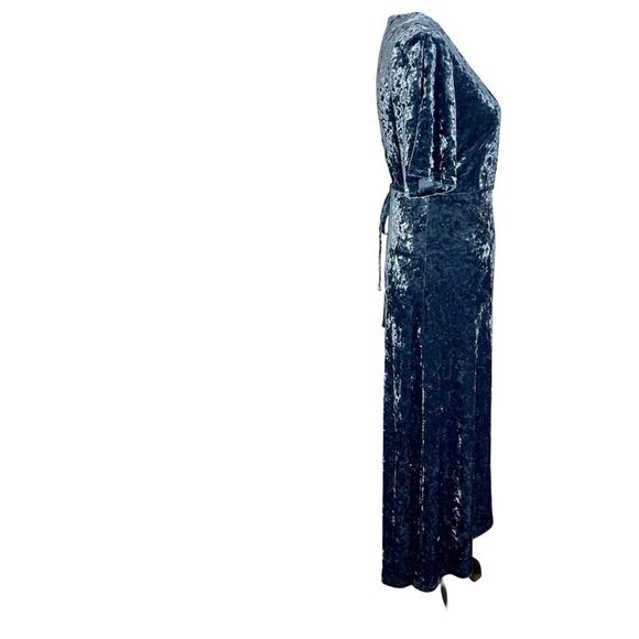 Gianni Bini Blue Crushed Velvet Wrap Midi Dress Size Medium - Picture 12 of 13